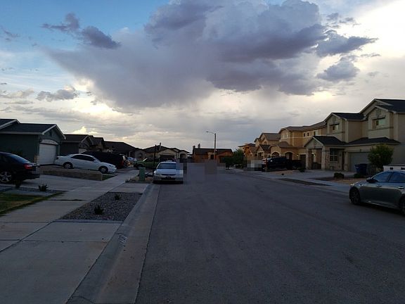 4th image of 7137 N Skies Ln