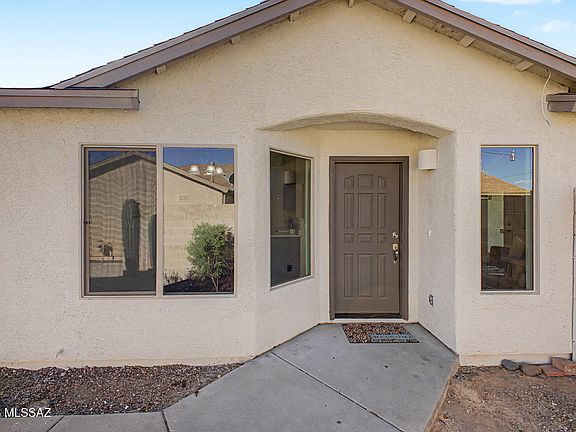 5th image of 7511 S Brackenbury Dr