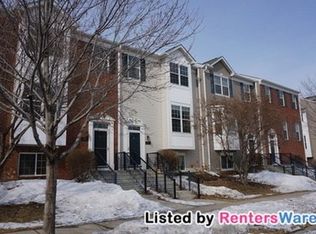 1666 Riverside Dr, Shakopee, MN 55379