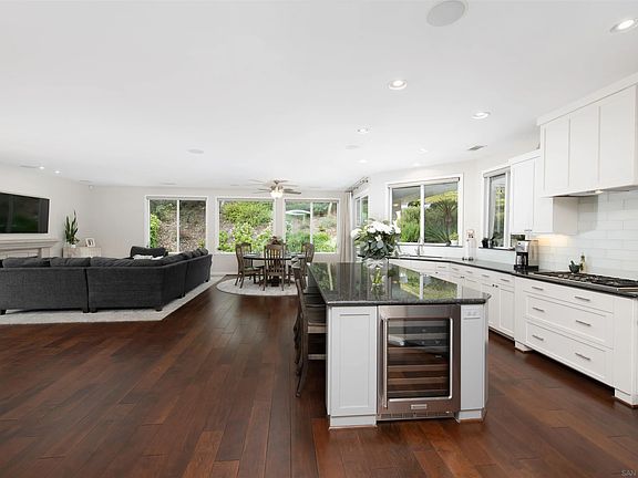 5th image of 1320 Deerbrook Dr