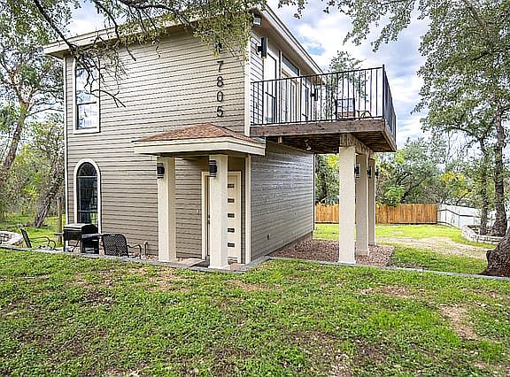 Front of house (Picture prior to fence being built. See other pictures)