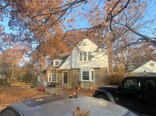 9584 Grosse Ile Pkwy, Grosse Ile, MI 48138