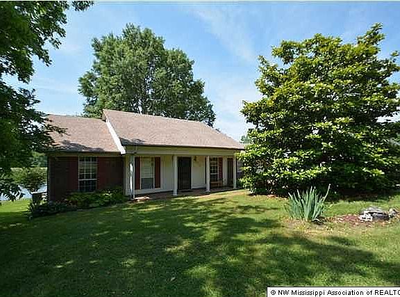 4th image of 1213 Thunderbird Dr N