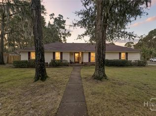 903 Moss Dr, Savannah, GA 31410