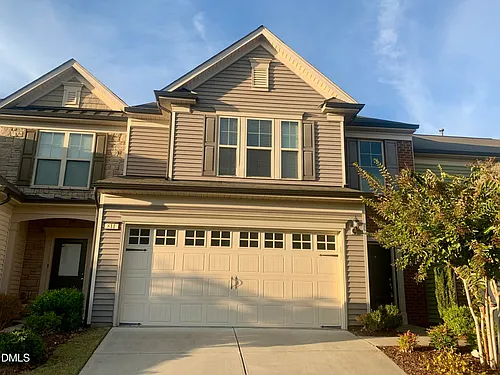 811 Brier Crossings Loop Photo 1