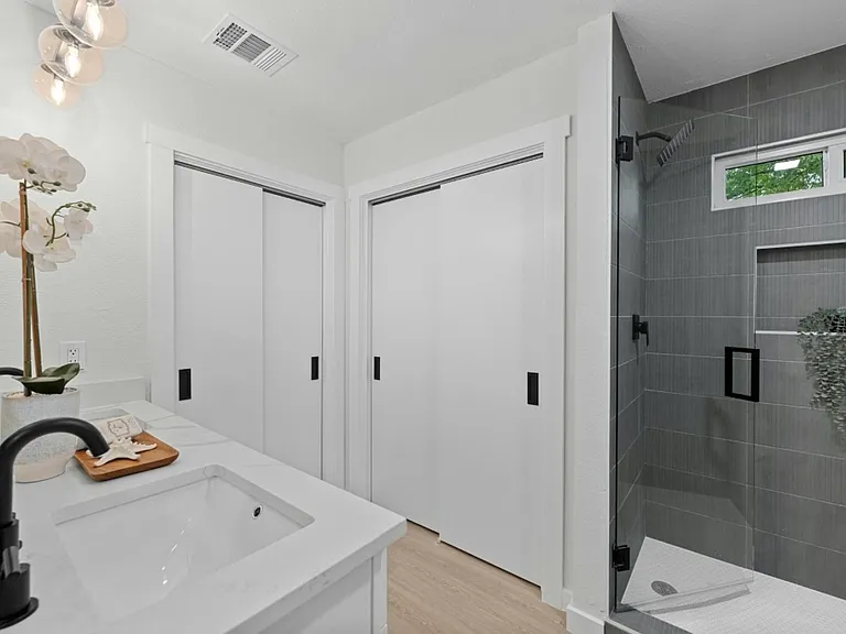 8205 Cattle Dr — Photo 20