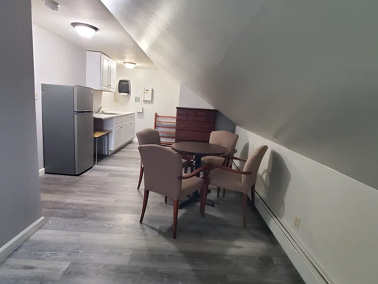 946 Main St #11 — Photo 1