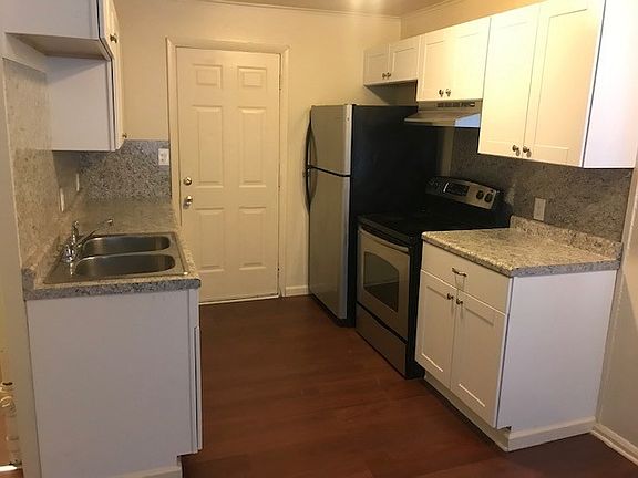 5th image of 6066 Dort Hwy