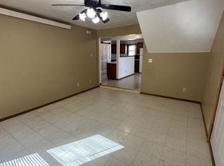 814 S 4th St #A, Norfolk, NE 68701