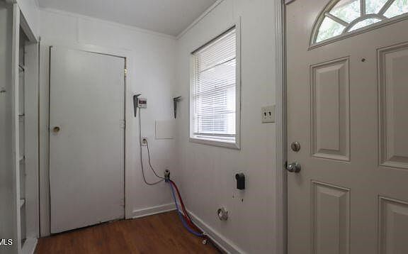 4th image of 166 Linda Cir