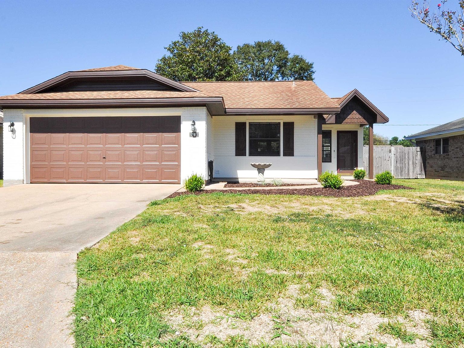 9570 Landis Dr Beaumont TX 77707 Zillow