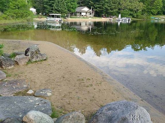 3rd image of 9982 Southshore Dr