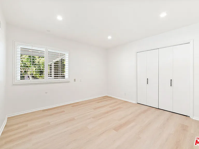 8900 Alto Cedro Dr — Photo 36
