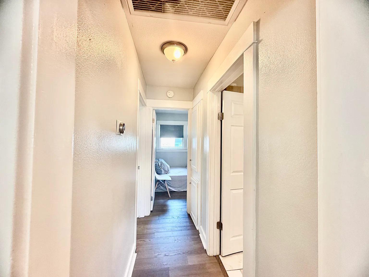 2 bed, 1300 sqft, $3,500 — Photo 2