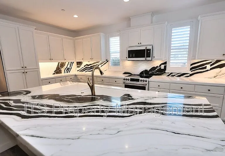 4988 Amina Fair Way — Photo 17