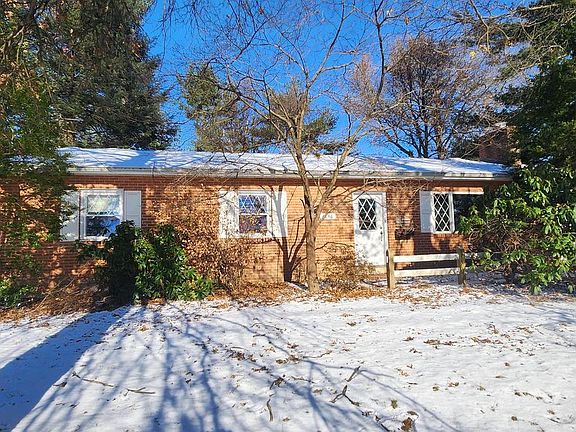 4th image of 4846 Londonderry Rd