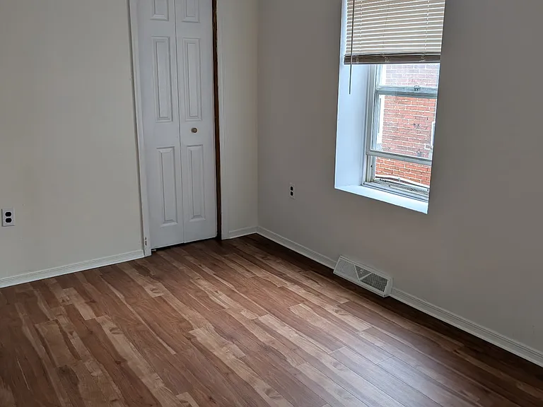 1216 W Lexington St #1 — Photo 13