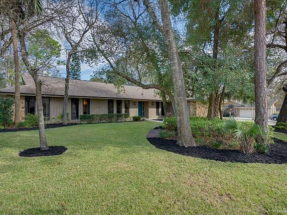 2nd image of 103 Valley Cir