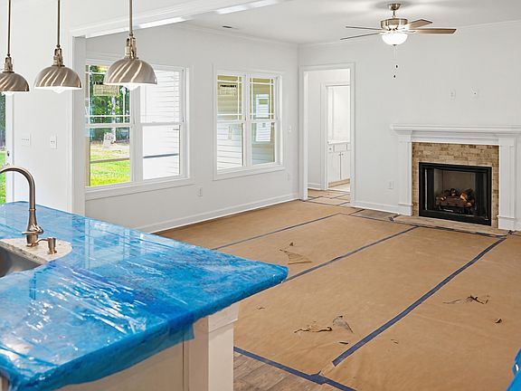4th image of 272 Seahawk Way