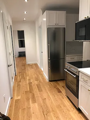 Rented by REAL New York | media 3