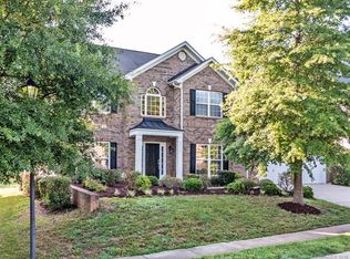 10117 Barrands Ln, Charlotte, NC 28278