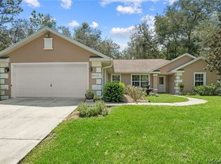 8230 N Sussex Dr, Citrus Springs, FL 34434