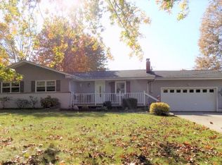 974 Skyland Dr, Macedonia, OH 44056