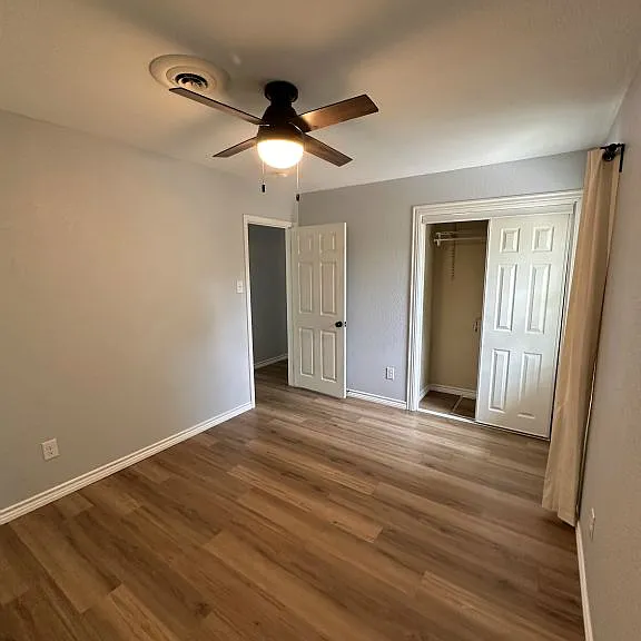 105 E Cherokee Dr — Photo 24