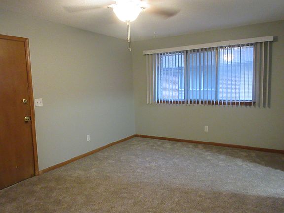 5th image of 4729 California St APT 6