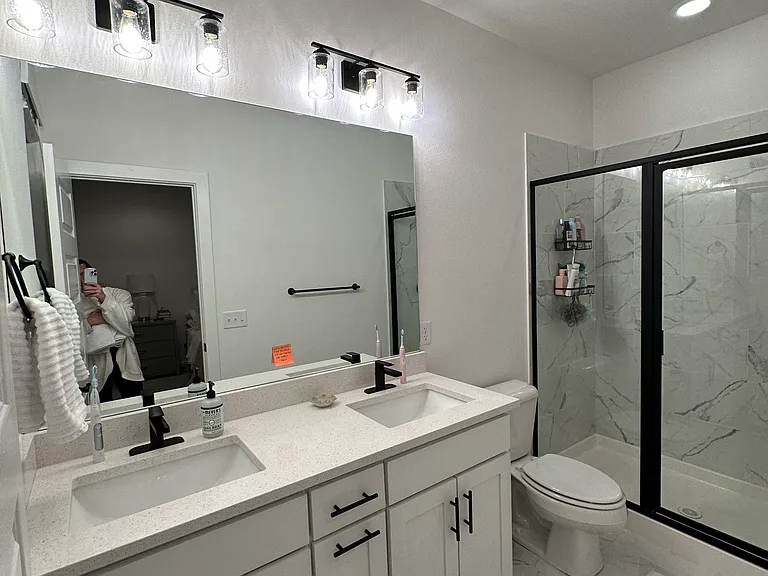 1433 E Huntsville Rd #3 — Photo 9