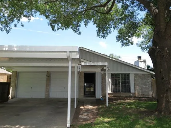 6300 Libyan Dr, Austin, TX 78745