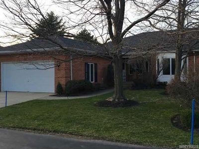 34 Hampton Hill Dr, Williamsville, NY, 14221