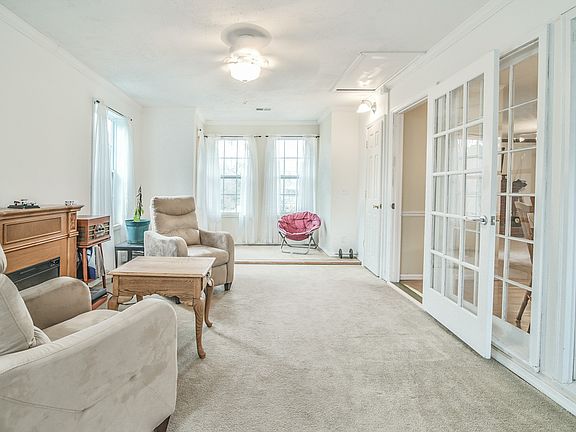 3rd image of 1900 Falcon Wood Pl NE