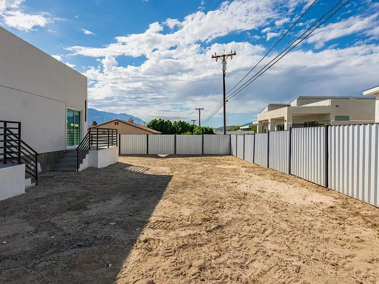 67670 Buckboard Ln — Photo 42