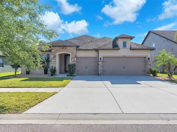 1516 Glen Alpine Pl, Valrico, FL 33594