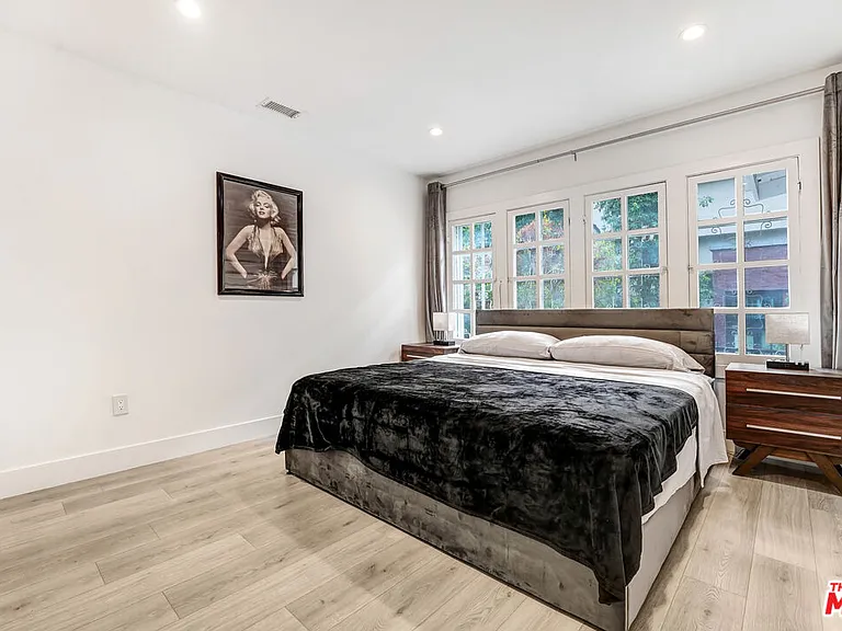 6145 Carlos Ave — Photo 11