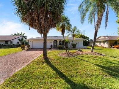 5024 Skyline Blvd, Cape Coral, FL, 33914