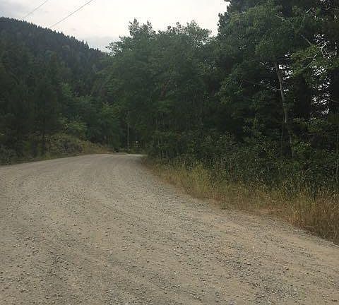 2nd image of 125 Heart Butte Cutoff