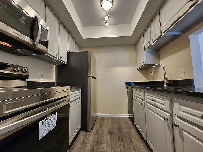 New kitchen