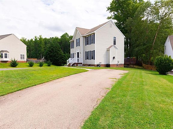 3rd image of 10612 Atkins Grove Ct