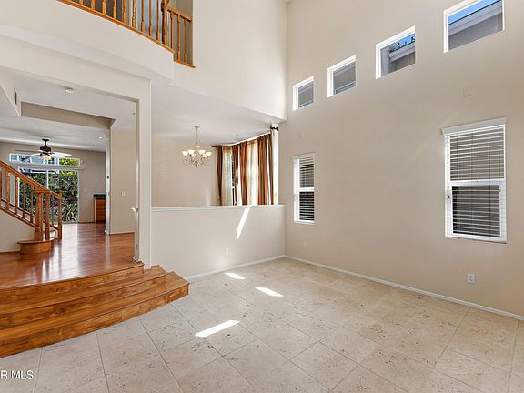 3rd image of 764 Saratoga Ave