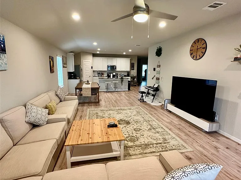 7515 Sonora Star Ln — Photo 13