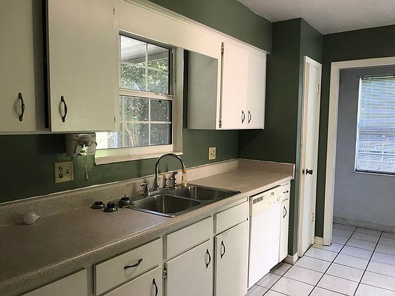 3rd image of 4402 NW 21st Ter