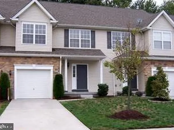 331 Hidden Dr, Blackwood, NJ 08012