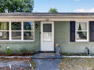 307 Thompson St, Walterboro, SC 29488