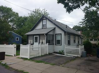 51 Vogel St, West Roxbury, MA 02132