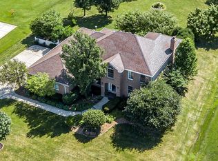 13439 Fox Hill Dr, Lemont, IL