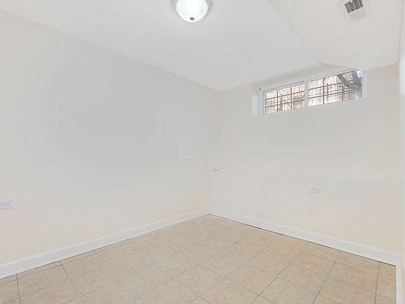 5th image of 1707 N Richmond St #1