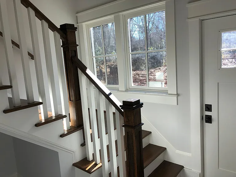 2121 Roslyn Ave — Photo 11