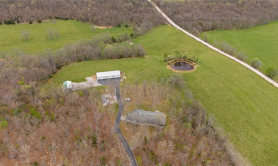 1st image of 21150 Farm Road 2020